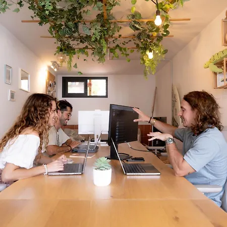 Coco Surfhouse - Coworking Coliving * コラレホ