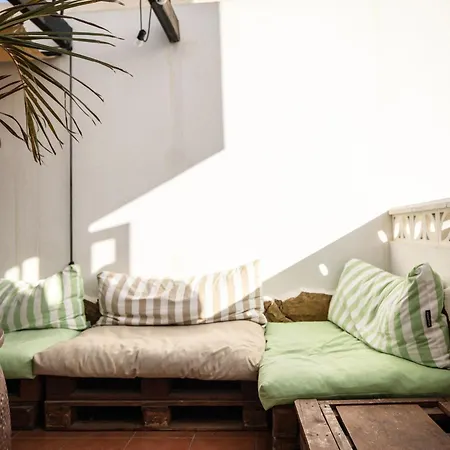 Coco Surfhouse - Coworking Coliving * コラレホ
