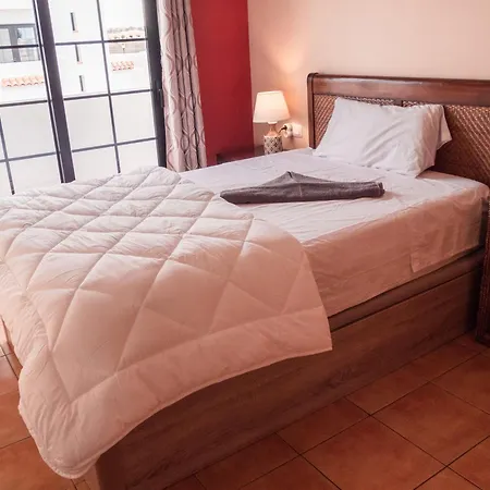 Coco Surfhouse - Coworking Coliving Guest house