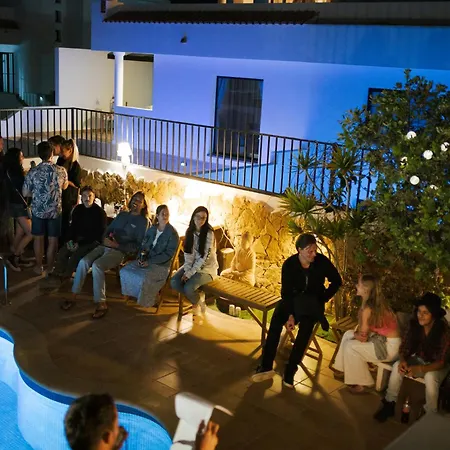 Coco Surfhouse - Coworking Coliving Gasthuis *