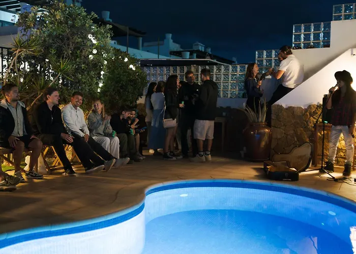 Maison d'hôtes Coco Surfhouse - Coworking Coliving Corralejo